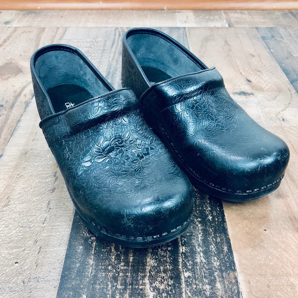 Dansko Black Professional Leather Clogs Size 38